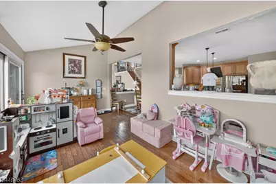 50 Albert Dr, Union Township, NJ 08809 - Photo 17