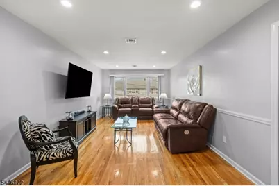 689 Gates Ter, Union Township, NJ 07083 - Photo 9