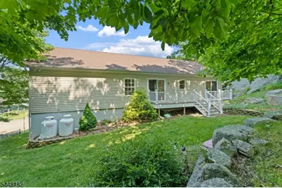 313 Brown Trl, Hopatcong, NJ 07843 - Photo 27