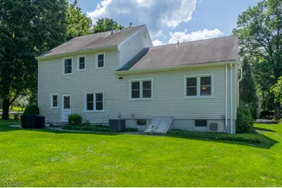 69 Woodland Rd, New Providence, NJ 07974 - Photo 5