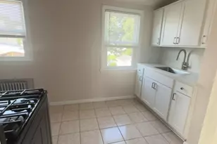 92 Aberdeen Ct, Haledon, NJ 07508 - Photo 5