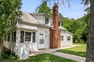 102A N Jefferson Rd, Hanover Township, NJ 07981 - Photo 3