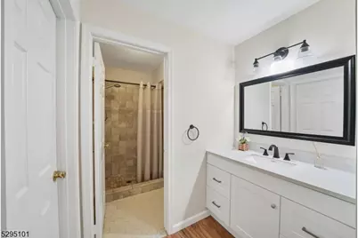 115 Wycombe Pl, Franklin Township, NJ 08873 - Photo 13