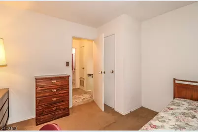 5 Thelma Ct, Woodbridge Township, NJ 07067 - Photo 15