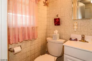 5 Thelma Ct, Woodbridge Township, NJ 07067 - Photo 21