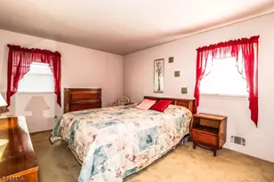 5 Thelma Ct, Woodbridge Township, NJ 07067 - Photo 13