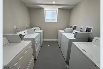 250 Snyder St #8, Orange, NJ 07050 - Photo 7