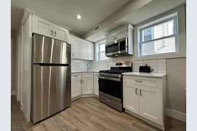 250 Snyder St #8, Orange, NJ 07050 - Photo 3
