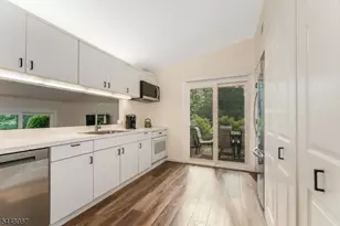 23 Highland Cir, Clinton Township, NJ 08801 - Photo 15