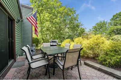 23 Highland Cir, Clinton Township, NJ 08801 - Photo 3