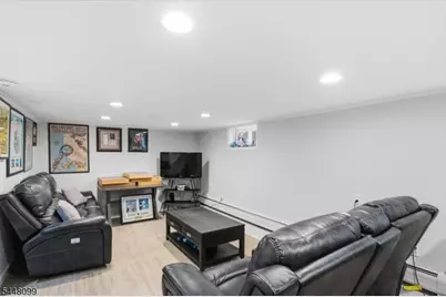110 Maxim Dr, Hopatcong, NJ 07843 - Photo 27