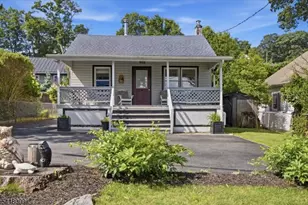 110 Maxim Dr, Hopatcong, NJ 07843 - Photo 1