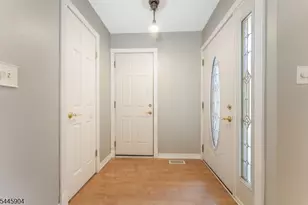 111 Sequoia Ct, Raritan Township, NJ 08822 - Photo 7