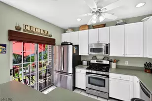 9 Briar Ln, Raritan Township, NJ 08822 - Photo 5
