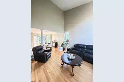 308 Stonehenge Dr, Lopatcong Township, NJ 08865 - Photo 15