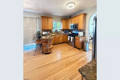 308 Stonehenge Dr, Lopatcong Township, NJ 08865 - Photo 3