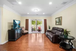 7104 Westover Way, Franklin Township, NJ 08873 - Photo 5