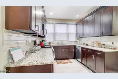 18 McKay Ave, East Orange, NJ 07018 - Photo 7
