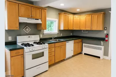 89 Linden St, Bridgewater, NJ 08807 - Photo 5