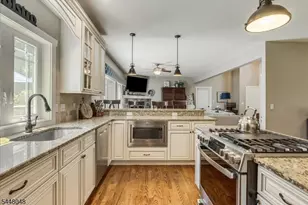 400 Stanhope Rd, Sparta Township, NJ 07871 - Photo 9