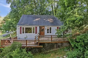 15 Roosevelt Ave, Washington Township, NJ 07865 - Photo 1