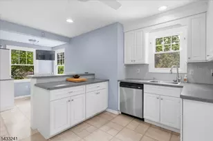 9 Mills Ct, Raritan Township, NJ 08822 - Photo 13