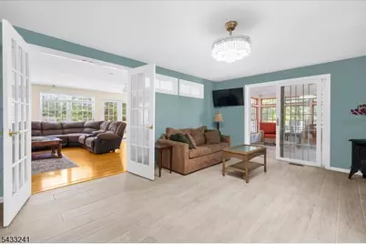 9 Mills Ct, Raritan Township, NJ 08822 - Photo 17