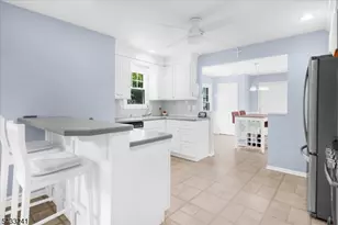 9 Mills Ct, Raritan Township, NJ 08822 - Photo 7