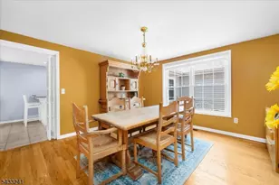 9 Mills Ct, Raritan Township, NJ 08822 - Photo 5