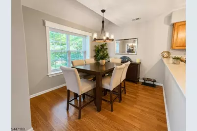 273 Abbey Dr, Franklin Township, NJ 08873 - Photo 3