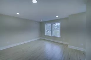 8 Travers Ave, Edison Twp., NJ 08817 - Photo 9