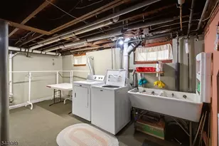 24 Cleveland Ave, Newark, NJ 07106 - Photo 13