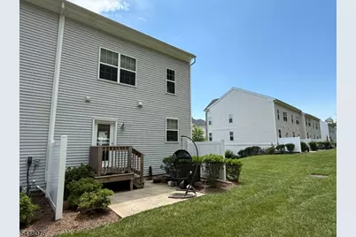 502 Parkview Ln, Rockaway Township, NJ 07866 - Photo 13