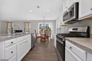 101 Mountain View Ln, Mansfield Township, NJ 07865 - Photo 13