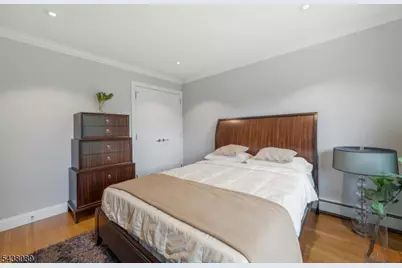 45 Grunwald St, Clifton, NJ 07013 - Photo 17