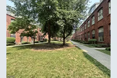 90 Tiffany Blvd #230, Newark, NJ 07104 - Photo 21