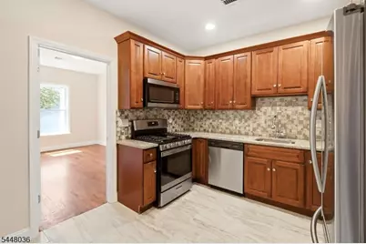 234 Lt Glenn Zamorski Dr, Elizabeth, NJ 07206 - Photo 15