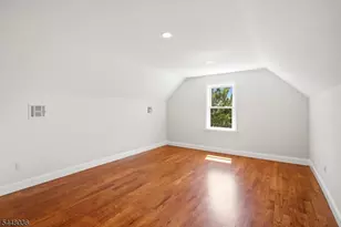 234 Lt Glenn Zamorski Dr, Elizabeth, NJ 07206 - Photo 17