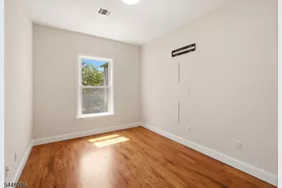 234 Lt Glenn Zamorski Dr, Elizabeth, NJ 07206 - Photo 19