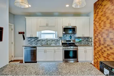 135 Sanford St, East Orange, NJ 07018 - Photo 21
