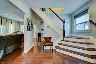 135 Sanford St, East Orange, NJ 07018 - Photo 7