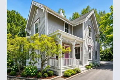 28 Franklin Pl, Summit, NJ 07901 - Photo 1