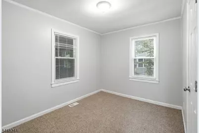 28 Edgewood Ter #A, South Bound Brook Boro, NJ 08880 - Photo 11