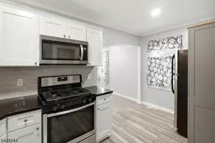 28 Edgewood Terrace, South Bound Brook Boro, NJ 08880 - Photo 9