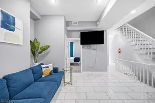 153 Danforth Ave, Jersey City, NJ 07305 - Photo 23