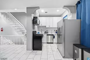 153 Danforth Ave, Jersey City, NJ 07305 - Photo 19