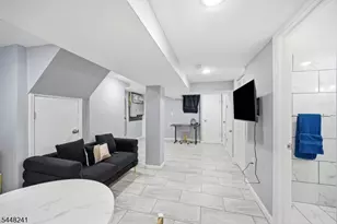 153 Danforth Ave, Jersey City, NJ 07305 - Photo 15