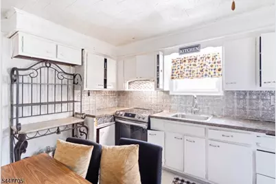 1410 Leslie St, Hillside, NJ 07205 - Photo 7