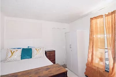 1410 Leslie St, Hillside, NJ 07205 - Photo 13
