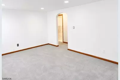 640 Florida Grove Rd, Perth Amboy, NJ 08861 - Photo 31